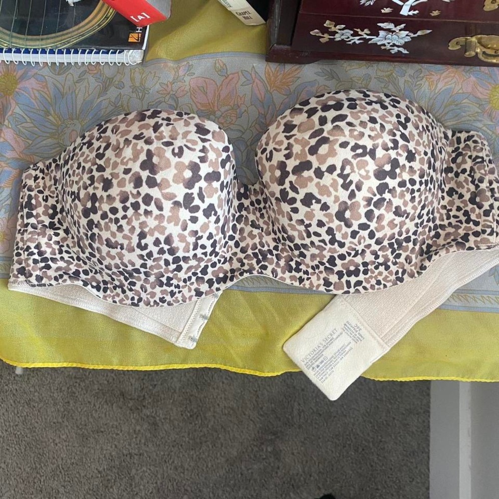 Leopard Print Strapless Bra